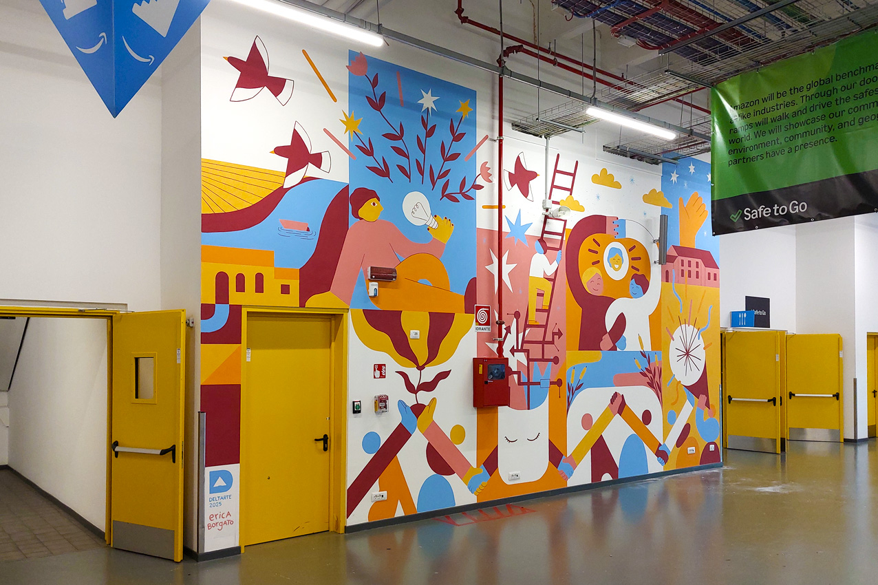 Murales all’ingresso del centro logistico Amazon